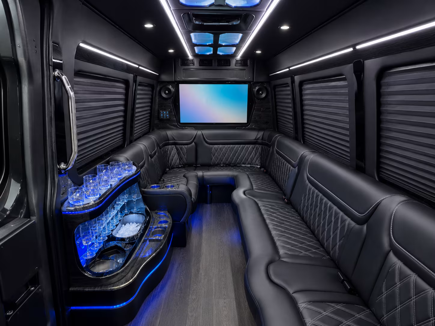 bryancharterbuscompany com makes finding senior congregation shuttles easy